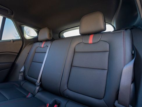 Certified 2026 Chevrolet Trax RS FWD image 30