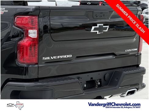 New 2026 Chevrolet Silverado 1500 Custom Trail Boss AWD/4WD image 6