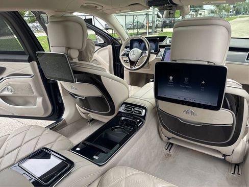 Used 2023 Mercedes-Benz Maybach S 680 4MATIC image 16