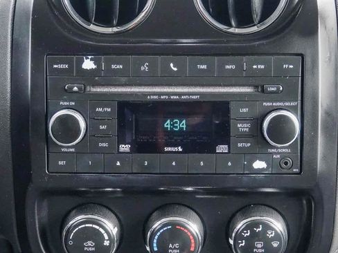 Used 2016 Jeep Patriot Sport w/ Power Value Group image 13