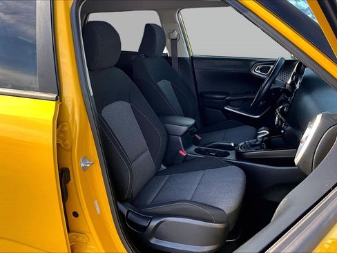Used 2020 Kia Soul S image 7