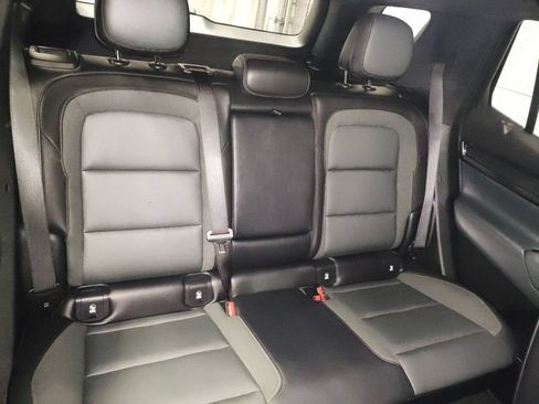 Used 2026 GMC Terrain AT4 AWD/4WD image 10