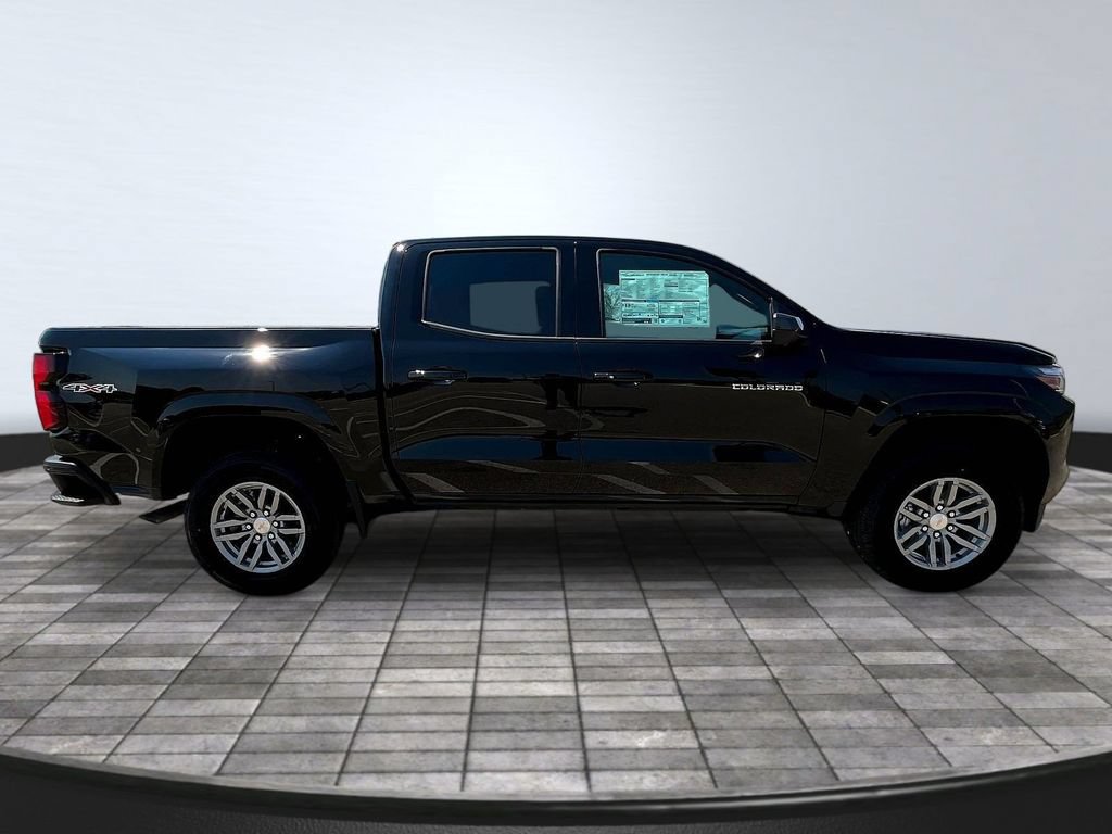 New 2026 Chevrolet Colorado LT w/ LT Convenience Package AWD/4WD image 9