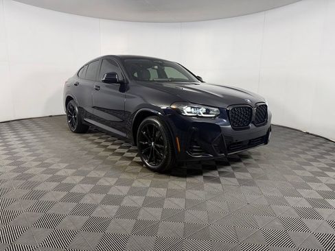Used 2025 BMW X4 xDrive30i w/ Premium Package AWD/4WD image 3