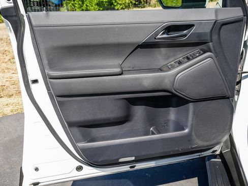 Used 2024 Lexus GX 550 w/ Cold Area Package AWD/4WD image 19