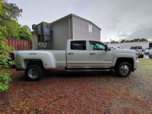 Used 2019 Chevrolet Silverado 3500 LTZ w/ Duramax Plus Package AWD/4WD image 6
