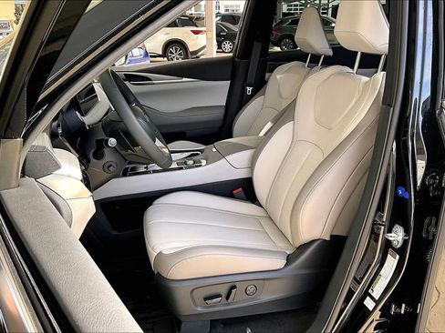 New 2026 INFINITI QX60 Luxe w/ Cargo Package image 17