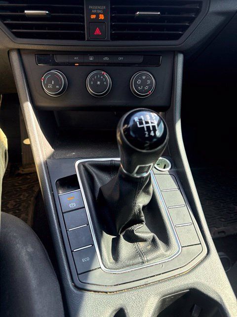 Used 2019 Volkswagen Jetta S FWD image 17