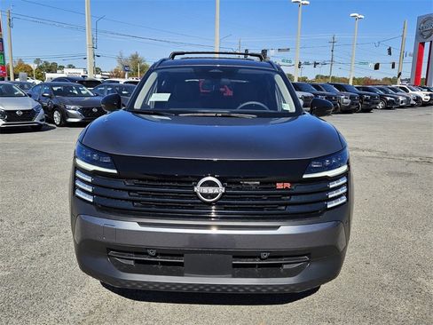 New 2026 Nissan Kicks SR image 2