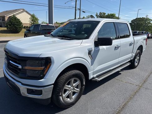 Used 2025 Ford F150 XLT w/ Equipment Group 301A Standard image 4