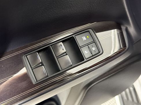 Used 2021 Lexus GX 460 Premium w/ Premium Package AWD/4WD image 13