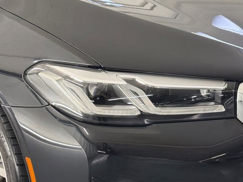 Used 2023 BMW 530i w/ Convenience Package RWD image 10