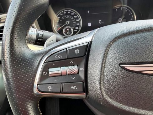 Certified 2025 Genesis G70 2.5T AWD/4WD image 26