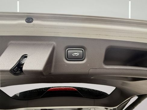 Used 2019 Hyundai Santa Fe Limited image 31