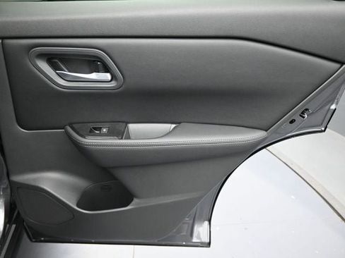 New 2026 Nissan Rogue SV image 27