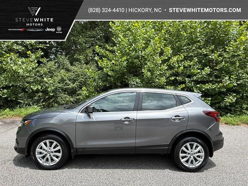 Used 2022 Nissan Rogue Sport S AWD/4WD image 1
