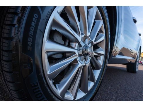 Used 2020 Hyundai Palisade Limited image 2