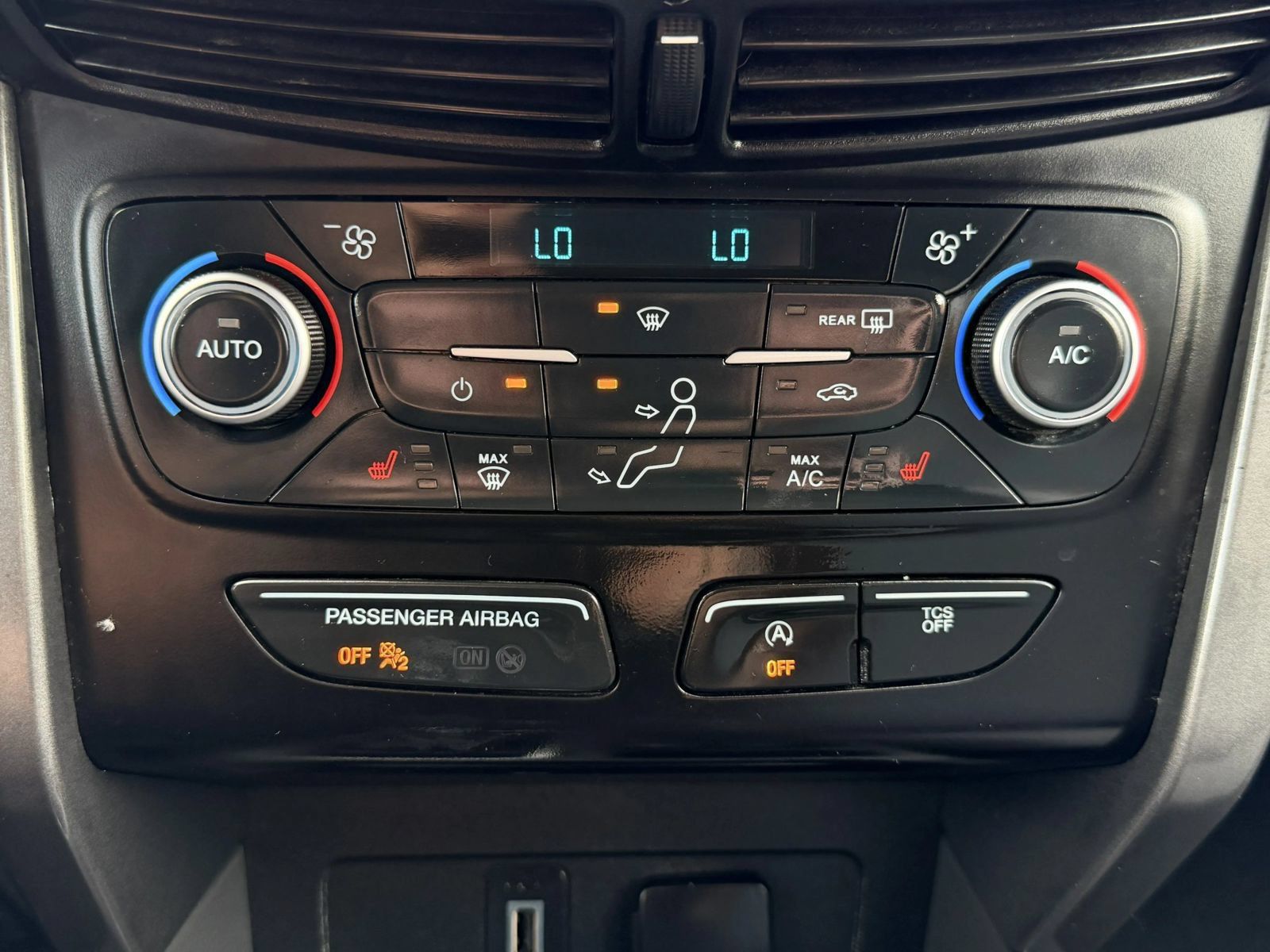 Used 2018 Ford Escape SE AWD/4WD image 24