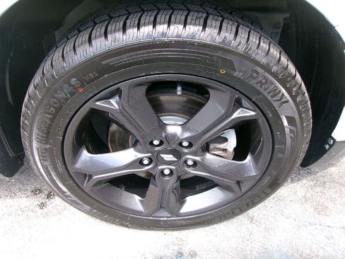 Used 2020 Dodge Journey Crossroad w/ Popular Equipment Group image 7