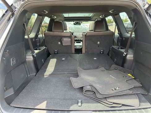 Used 2024 Lexus TX 350 FWD w/ Captains Chair Package image 17