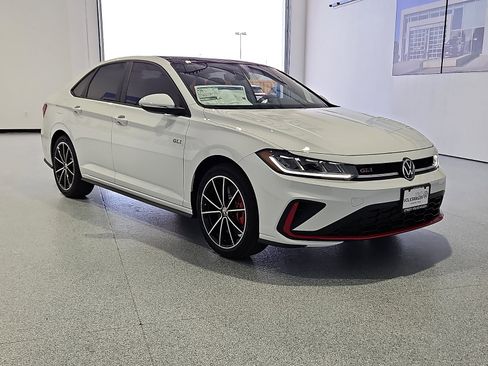 New 2026 Volkswagen Jetta GLI Autobahn FWD image 5