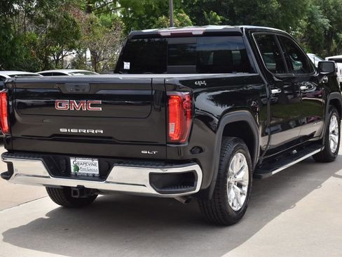 Used 2021 GMC Sierra 1500 SLT AWD/4WD image 9