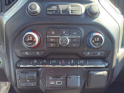 Used 2019 Chevrolet Silverado 1500 LT w/ All-Star Edition image 22