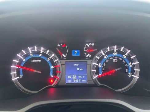 Used 2016 Toyota 4Runner SR5 Premium image 19