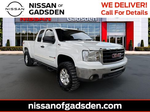 Used 2011 GMC Sierra 1500 SLE w/ Power Tech Package AWD/4WD image 1