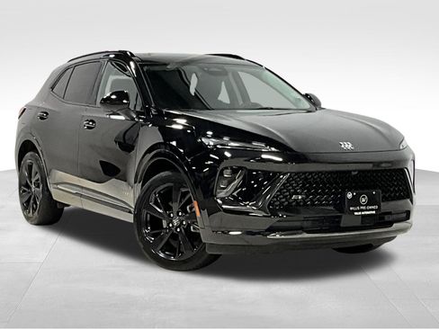 Used 2025 Buick Envision Sport Touring image 1