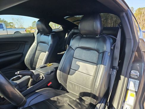 Used 2020 Ford Mustang GT Premium w/ Equipment Group 401A image 16