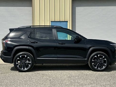 New 2026 Chevrolet Equinox RS w/ Convenience Package III FWD image 8