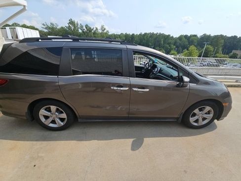 Used 2019 Honda Odyssey EX-L image 9
