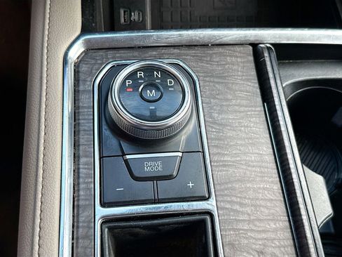 Used 2021 Ford Expedition Limited image 18