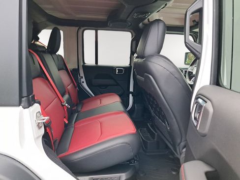 New 2023 Jeep Wrangler Unlimited Rubicon 4xe image 15