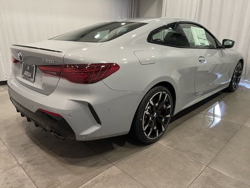 Used 2025 BMW 430i xDrive Coupe w/ M Sport Package image 6