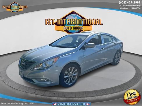 Used 2013 Hyundai Sonata SE w/ Navigation & Sunroof Pkg FWD image 1
