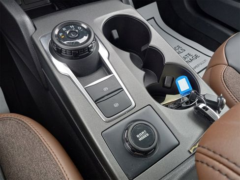 Used 2025 Ford Bronco Sport Outer Banks w/ Outer Banks Tech Package+ image 23