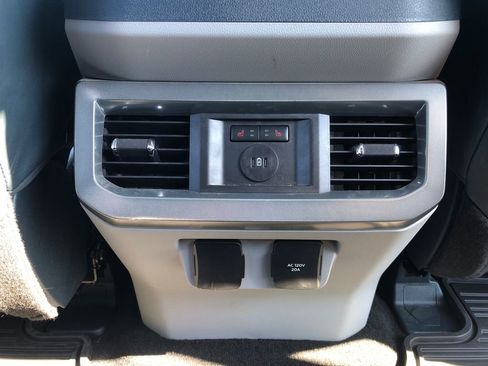 Used 2024 Ford F350 Limited w/ FX4 Off-Road Package AWD/4WD image 29