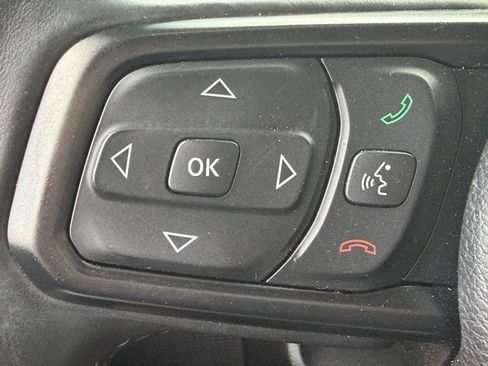 Used 2018 Jeep Wrangler Sport AWD/4WD image 20