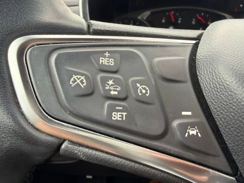 Used 2024 Chevrolet Equinox LT w/ LPO, Floor Liner Package FWD image 15