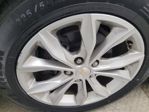 Used 2020 Chevrolet Malibu LT image 31