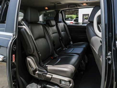 Used 2020 Honda Odyssey Elite image 32
