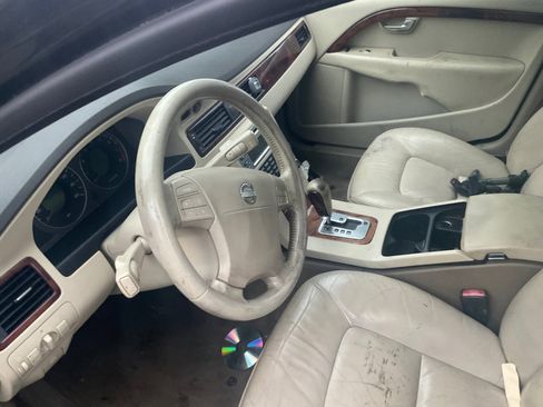 Used 2008 Volvo XC70 3.2 image 15