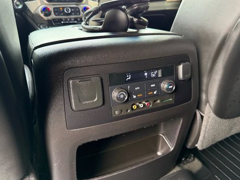 Used 2016 GMC Yukon Denali w/ Open Road Package AWD/4WD image 25