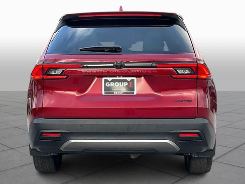 Used 2025 Toyota Grand Highlander Limited image 4