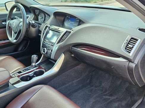 Used 2016 Acura TLX FWD image 21