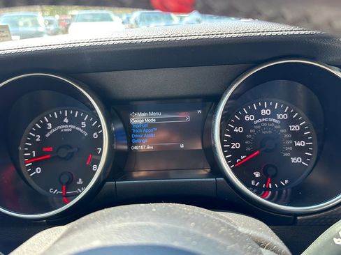 Used 2019 Ford Mustang GT Premium w/ GT Performance Package RWD image 12