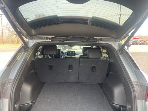 Used 2025 Chevrolet Blazer RS image 8