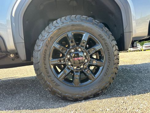 Used 2026 GMC Sierra 2500 AT4 w/ AT4 Premium Plus Package AWD/4WD image 20